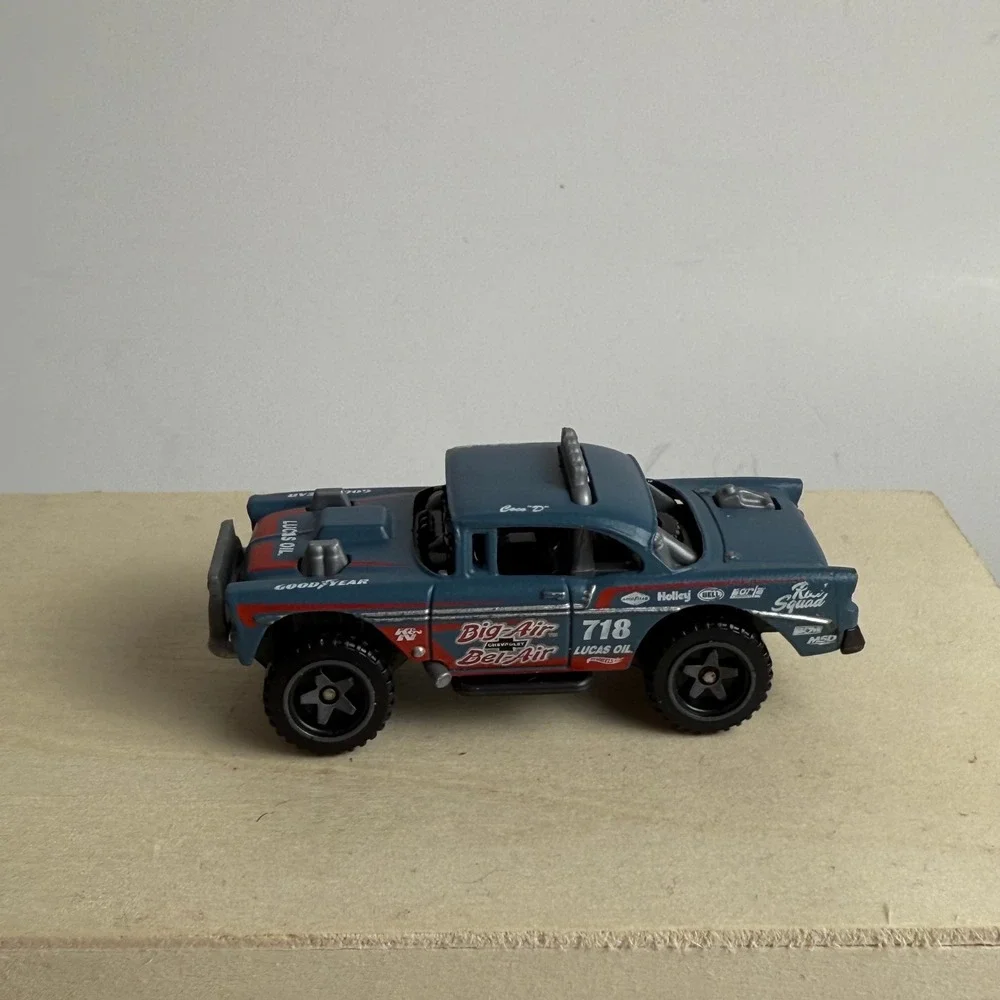 Hot Wheels Big Air Bel Air 1955 Chevy Hot Rod Custom Blue Diecast Toy Car